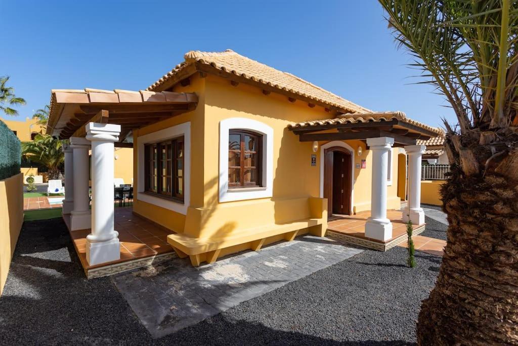 Villa Helen - Heated Pool Wifi Smarttv Barbecue Corralejo Dış mekan fotoğraf
