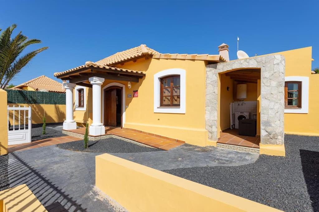 Villa Helen - Heated Pool Wifi Smarttv Barbecue Corralejo Dış mekan fotoğraf