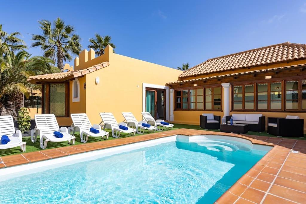 Villa Helen - Heated Pool Wifi Smarttv Barbecue Corralejo Dış mekan fotoğraf